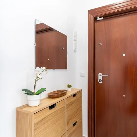 Apartment Atp La Rambla Pintor A 5 Minutos Plaza De Toros Y Centro De - Wifi Gratis! *
